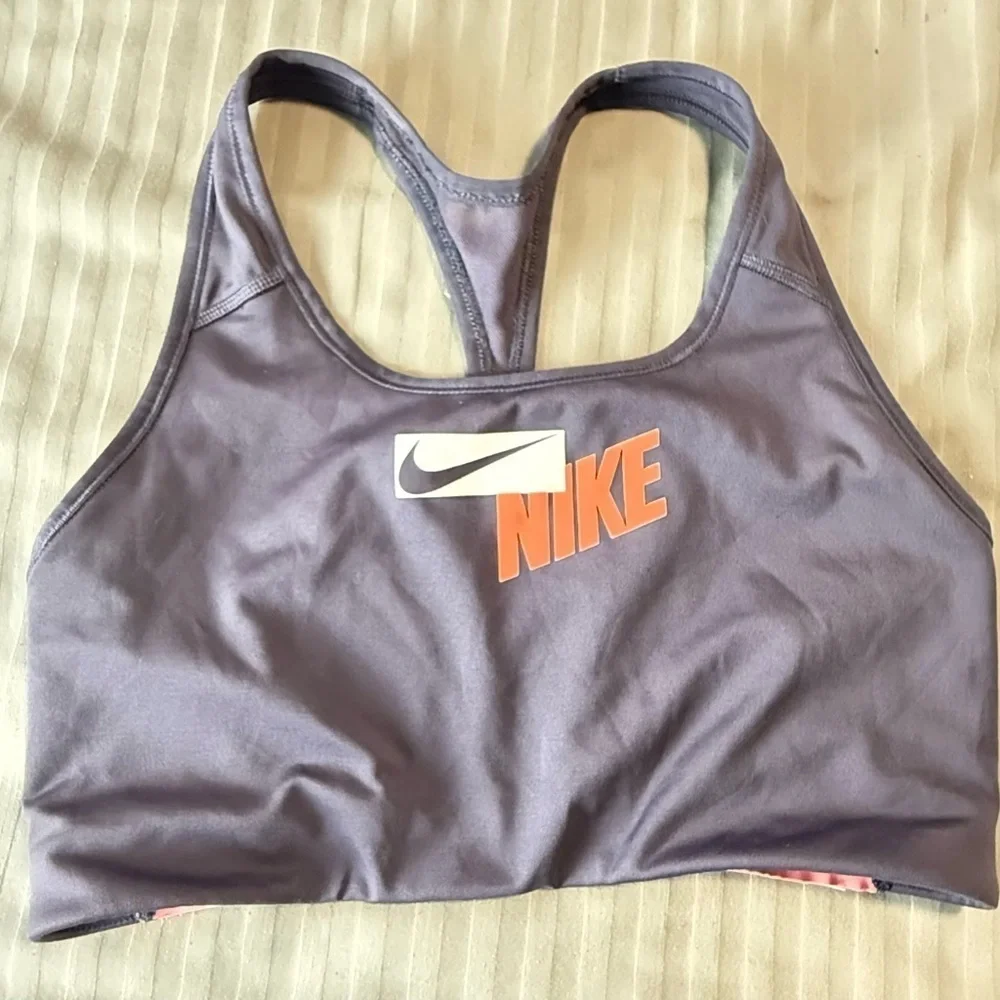 Nike sleek tank